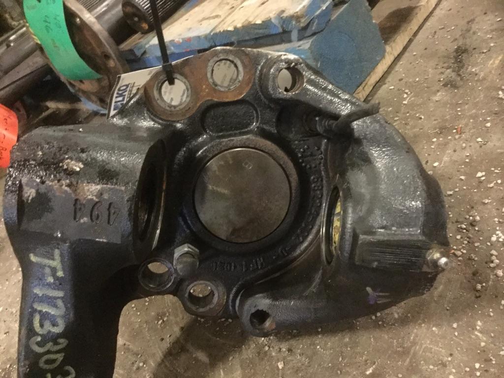 トップス nknk 280ZX Steering Knuckles - Apex Engineered