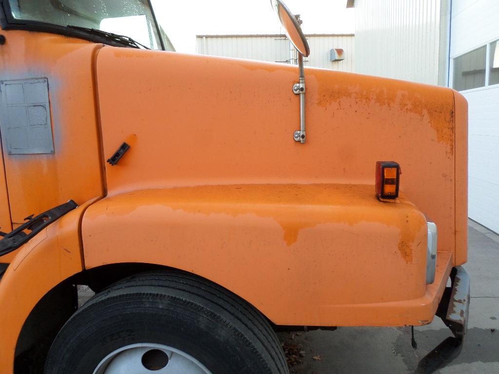 HOOD VOLVO WG Shop Parts LKQ Heavy Truck