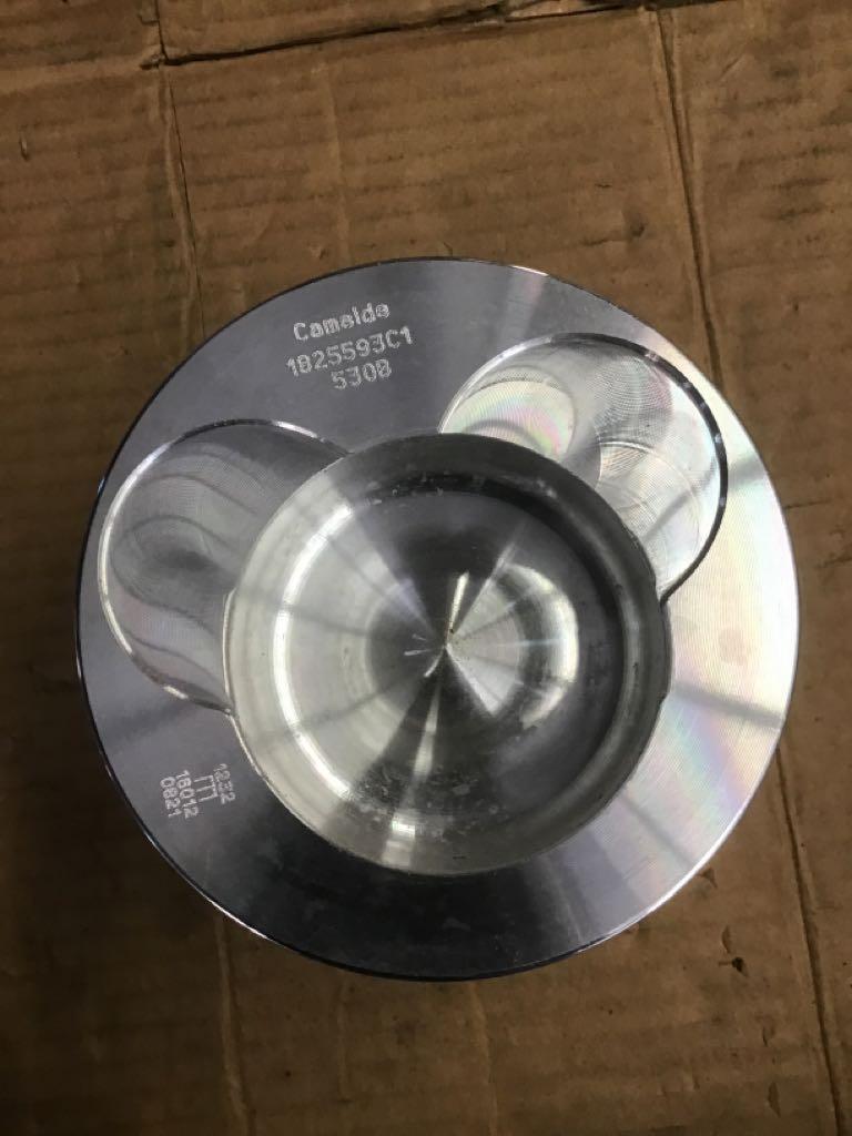 1825593C1 INTERNATIONAL DT530E (ELECTRONIC) PISTON | Shop Parts | LKQ ...