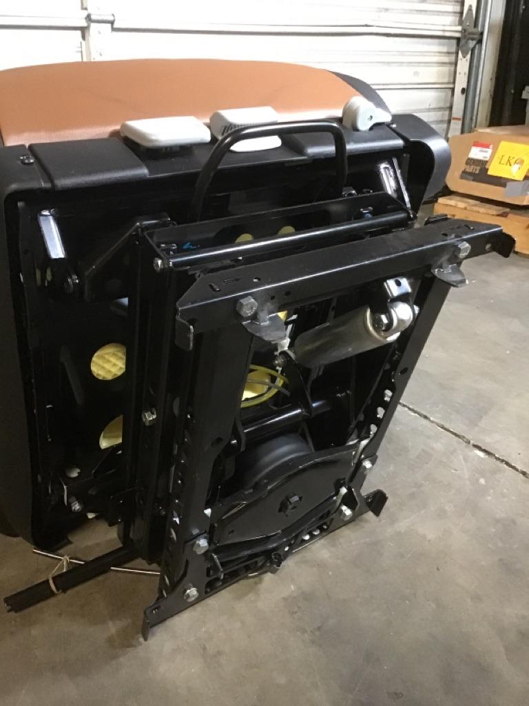 SEAT FRONT FREIGHTLINER CASCADIA Shop Parts LKQ Heavy Truck