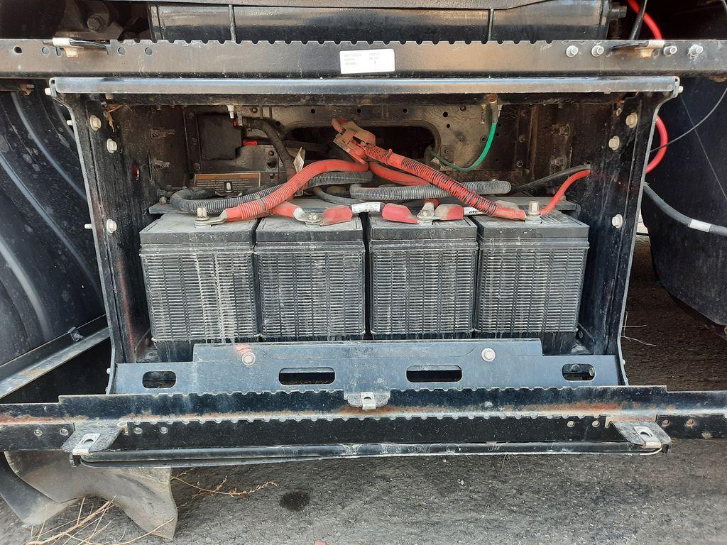 2021 KENWORTH T680 BATTERY BOX Shop Parts LKQ Heavy Truck