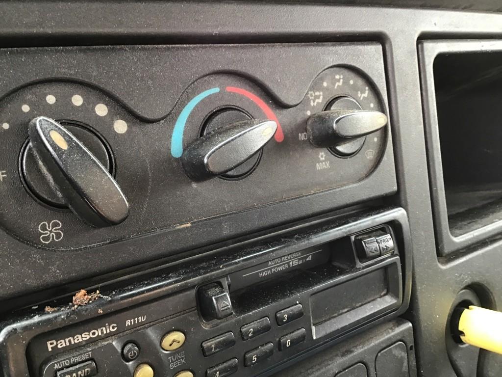 3545543C3 INTERNATIONAL 7400 TEMPERATURE CONTROL | Shop Parts | LKQ Heavy  Truck, image size:1024x768