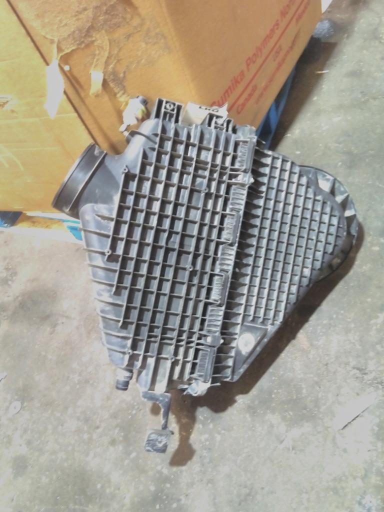 03-42776-000 REV A FREIGHTLINER CASCADIA 126 AIR CLEANER | Shop