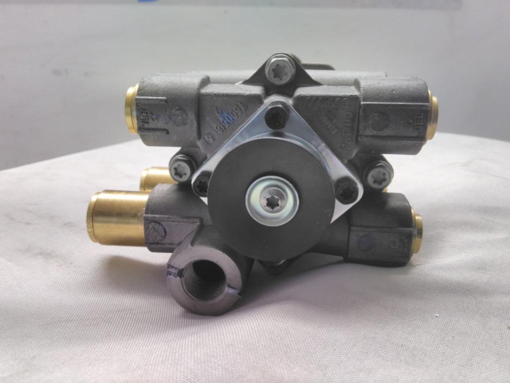 800646 BRAKE FOOT CONTROL VALVE AIR | Shop Parts | LKQ Heavy Truck