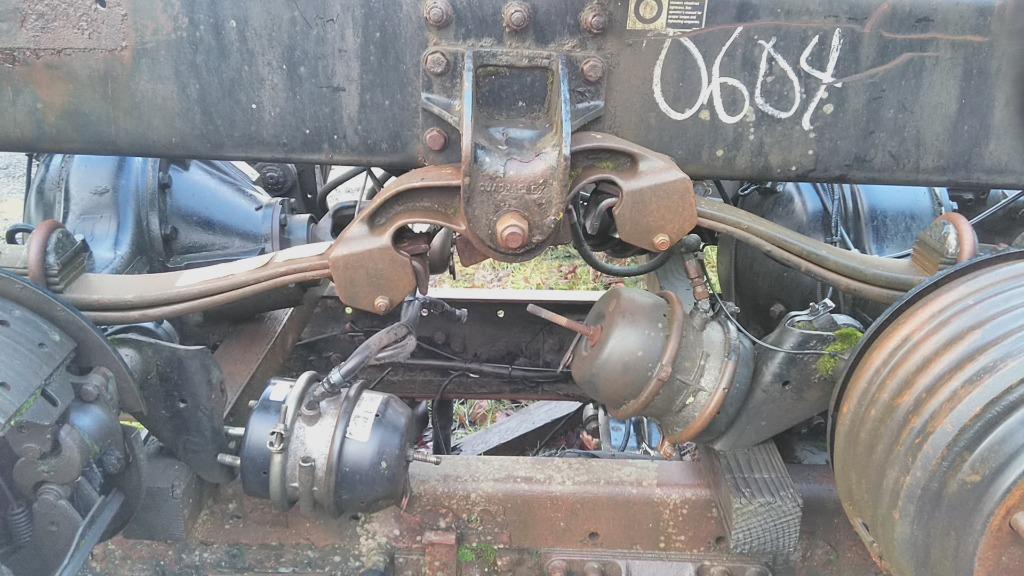 PETERBILT QUADRAFLEX CUTOFF TANDEM AXLE Shop Parts LKQ Heavy Truck