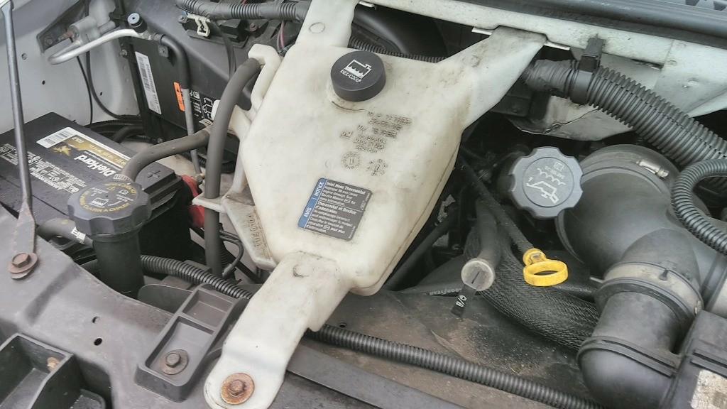 Evan-Fischer Coolant Reservoir Radiator Expansion Tank For Chevy Express GMC Savana