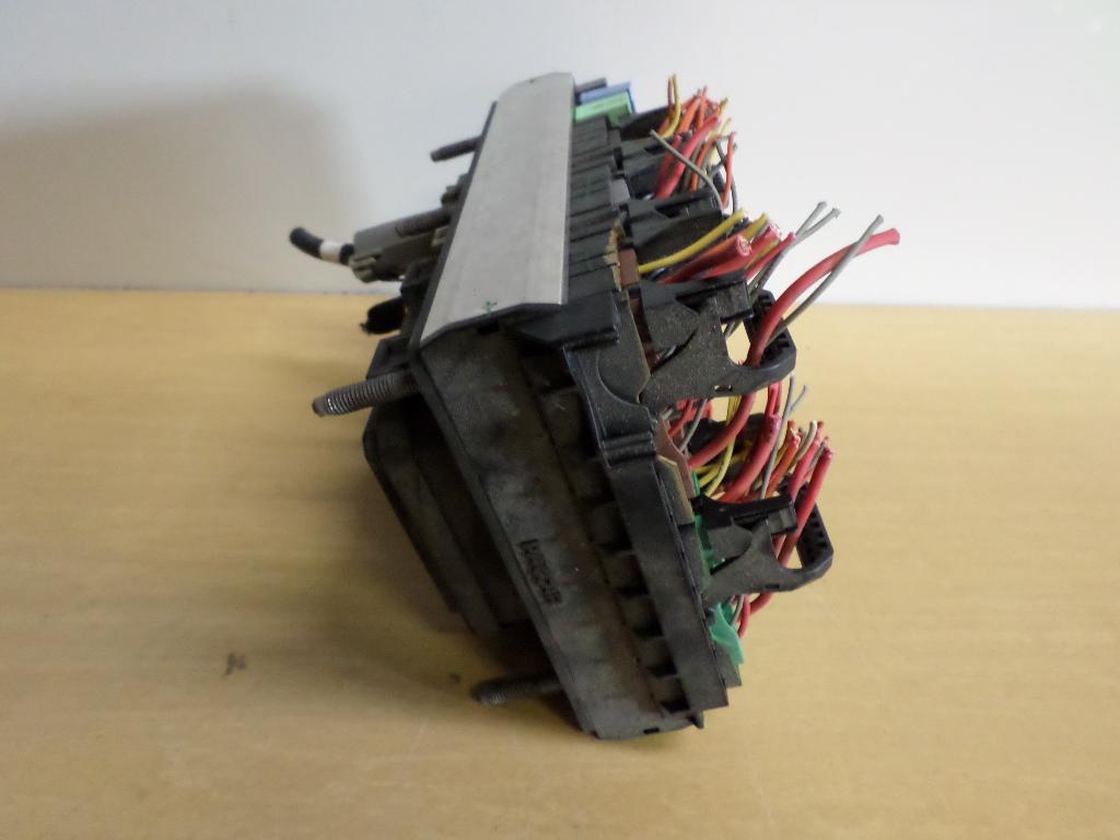 2015 KENWORTH T680 FUSE BOX | Shop Parts | LKQ Heavy Truck