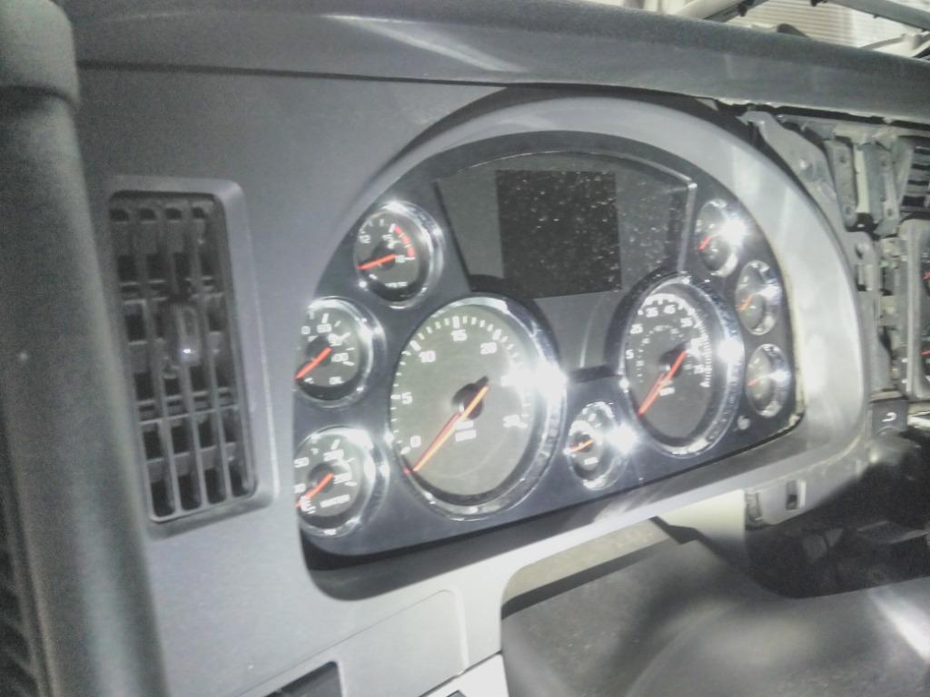 2020 KENWORTH T680 GAUGE CLUSTER Shop Parts LKQ Heavy Truck