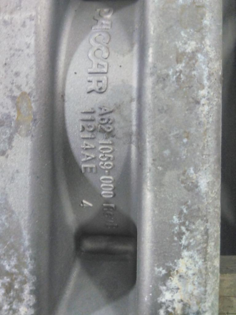 リッドトレー 2023 579 RADIATOR BRACKET | Shop Parts | LKQ Heavy Truck