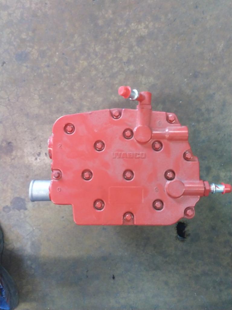 WABCO 912 240 044 0 AIR COMPRESSOR | Shop Parts | LKQ Heavy