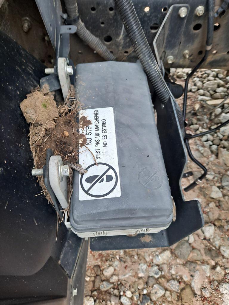 2021 ISUZU NPR HD FUSE BOX | Shop Parts | LKQ Heavy Truck