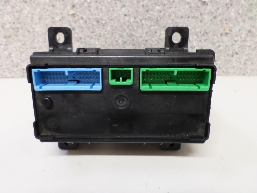 21720493-P02 VOLVO VNL CAB CONTROL MODULE | Shop Parts | LKQ